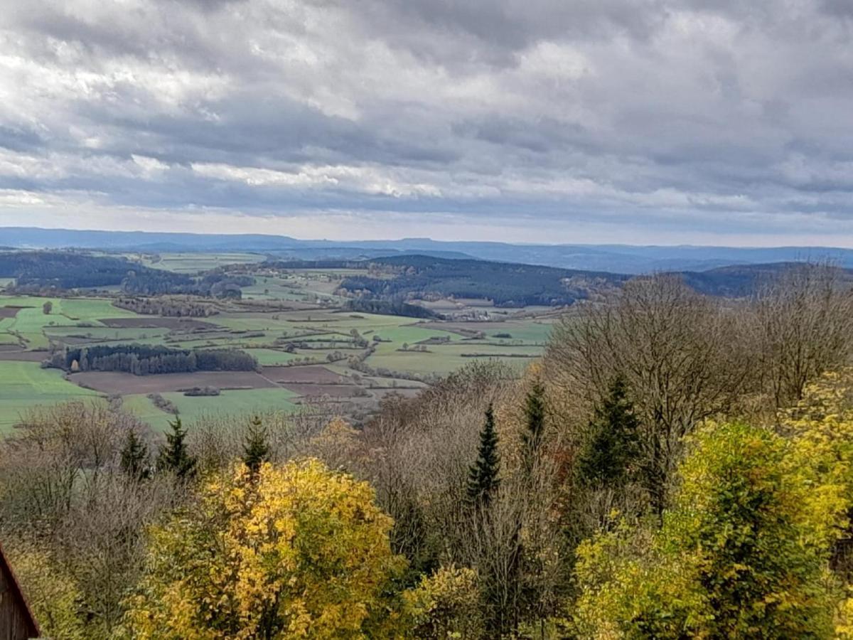 Fraenkische Linie - Radspitz-Ferienwohnungen Marktrodach エクステリア 写真